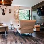 Mer Guest House B&B بيت ضيافة 4*