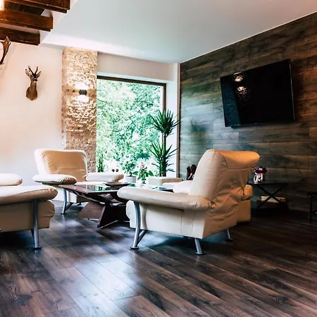 Mer Guest House B&B 4*