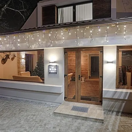 Mer Guest House B&B براشوف