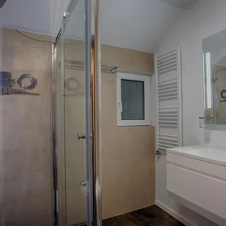 Mer Guest House B&B Guest house Brasov